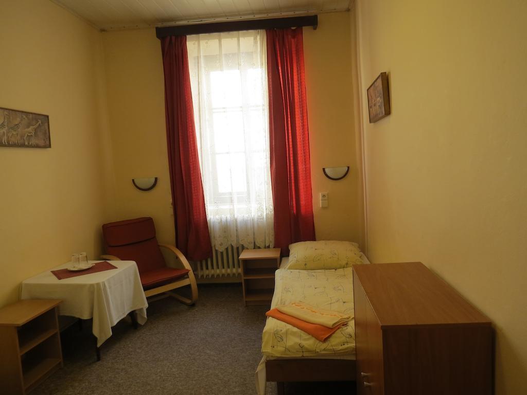 Hotel Cesky Dvur Beroun  Camera foto